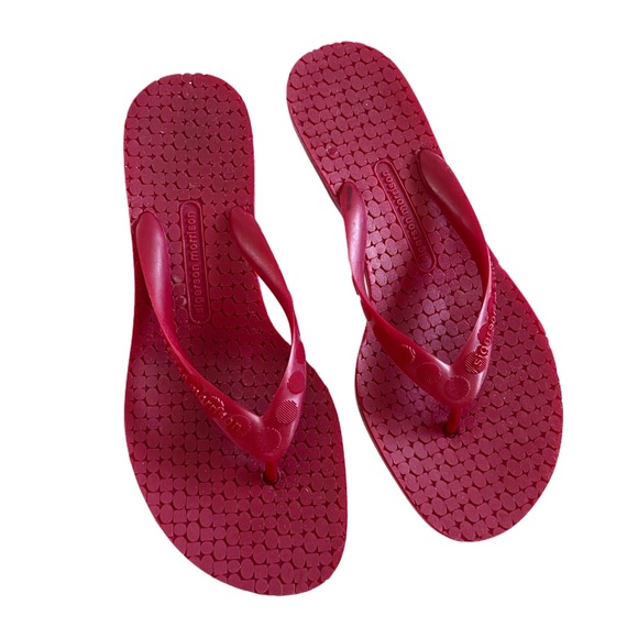 Sigerson Morrison Shoes - Sigerson Morrison Berry pink Vibram Flip Flop kitten Heels Sandals Size 6
